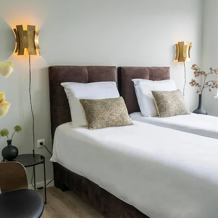 Xxl Group Stay, 24 Beds, Parking & Kitchen Access *