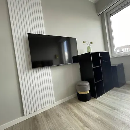Xxl Group Stay, 24 Beds, Parking & Kitchen Access